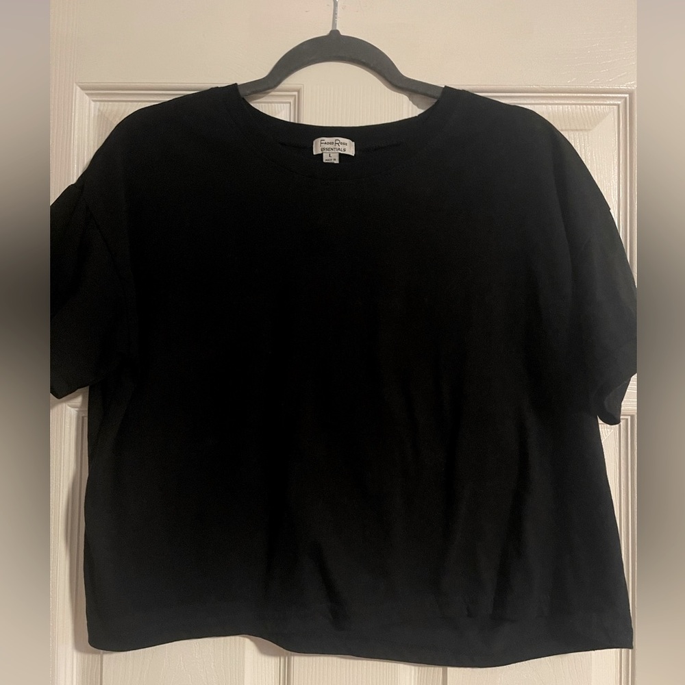Faded Rose crop T-shirt juniors L